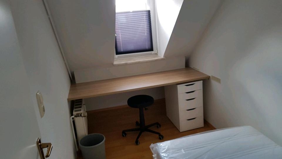 Dachgeschoßwohnung Isernhagen - 1.5 Zimmer, 28 m&sup2;, 364&euro; | Angebot:25402888