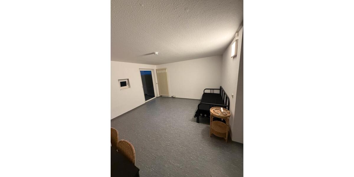 Etagenwohnung Trier Kürenz - 1 Zimmer, 40 m&sup2;, 600&euro; | Angebot:26035582