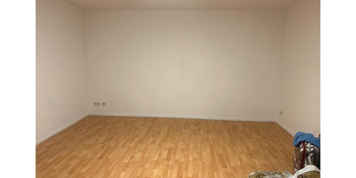 Dachgeschoßwohnung Schöneck - 2 Zimmer, 65 m&sup2;, 1.000&euro; | Angebot:24490393