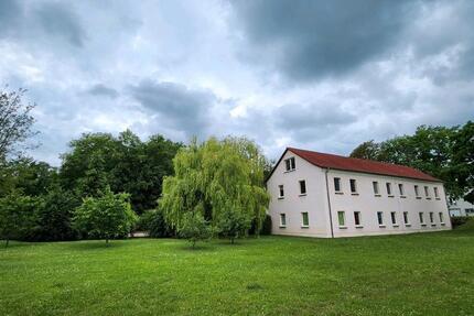 Wohnung Bernburg (Saale) - 1 Zimmer, 12 m&sup2;, 350&euro; | Angebot:25209270