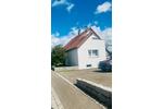 Haus mit Garten und Stellplatz an Firmen Montage zu vermieten
