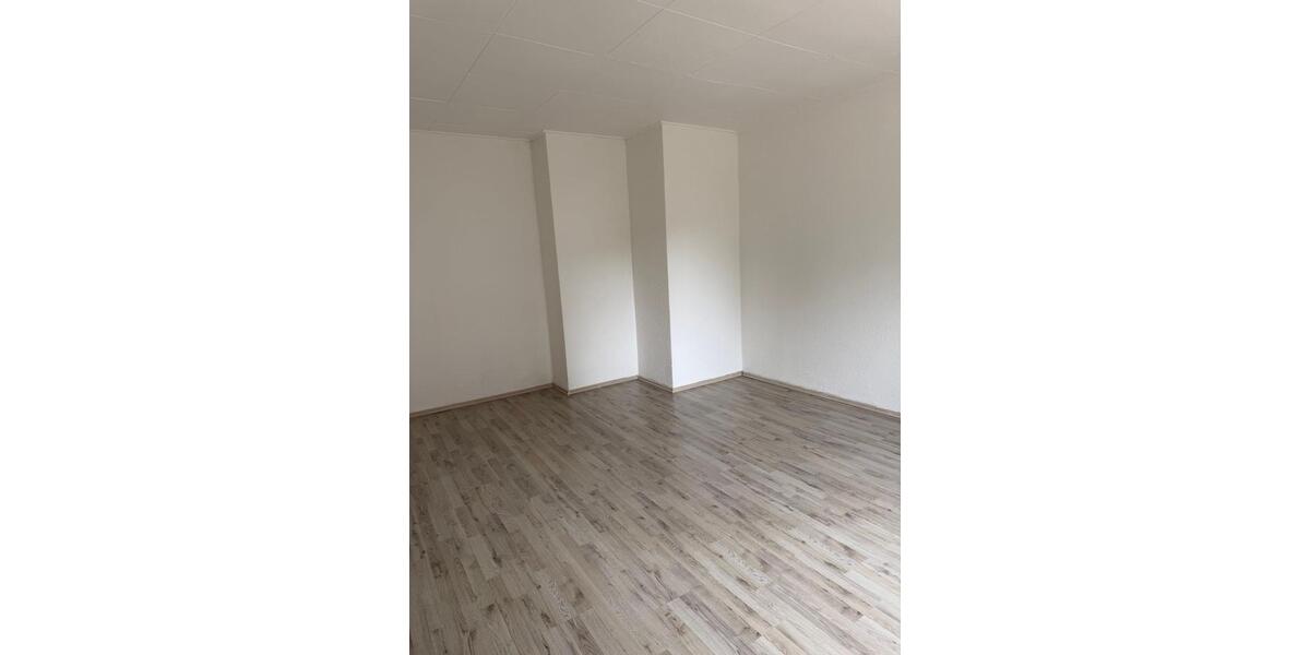 Erdgeschoßwohnung Bad Salzuflen - 3 Zimmer, 110 m&sup2;, 1.100&euro; | Angebot:26651768