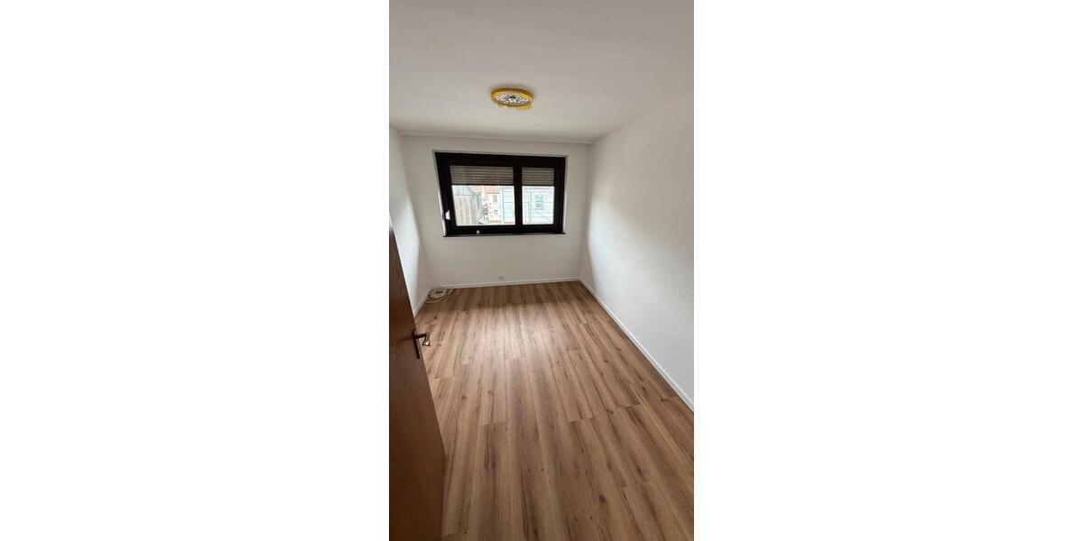 Etagenwohnung Stuttgart Vaihingen - 3 Zimmer, 70 m&sup2;, 1.050&euro; | Angebot:26626693