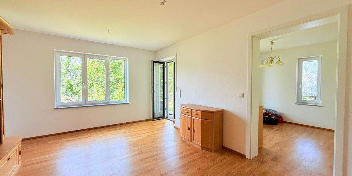 Etagenwohnung Burglengenfeld - 2 Zimmer, 69 m&sup2;, 840&euro; | Angebot:25071685