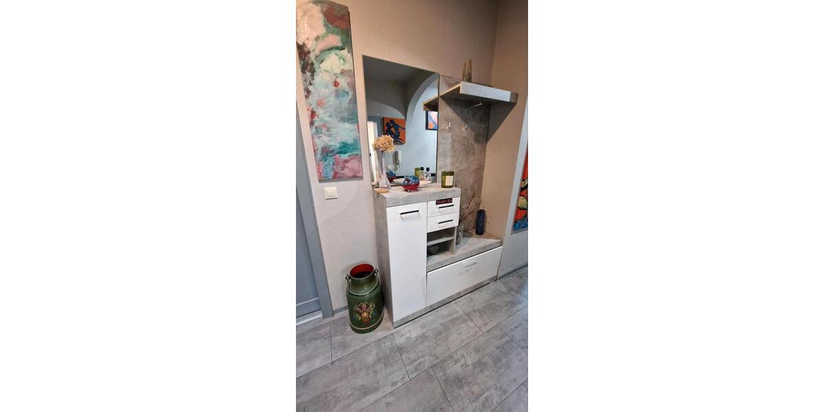 Wohnen auf Zeit Detmold - 1 Zimmer, 20 m&sup2;, 290&euro; | Angebot:22646742
