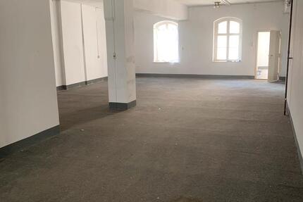 Gewerbeobjekt Neustadt in Sachsen - 180&euro; | Angebot:25442658