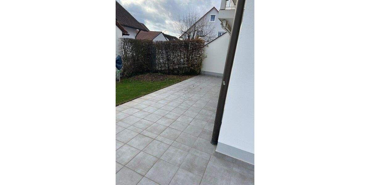 Hell - modern - top gepflegt: Doppelhaushälfte in Baar-Ebenhausen 4 zimmer