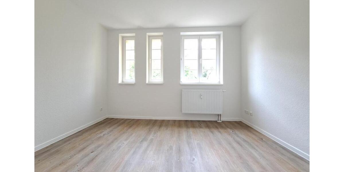 Etagenwohnung Magdeburg Diesdorf - 4 Zimmer, 99 m&sup2;, 990&euro; | Angebot:26365428