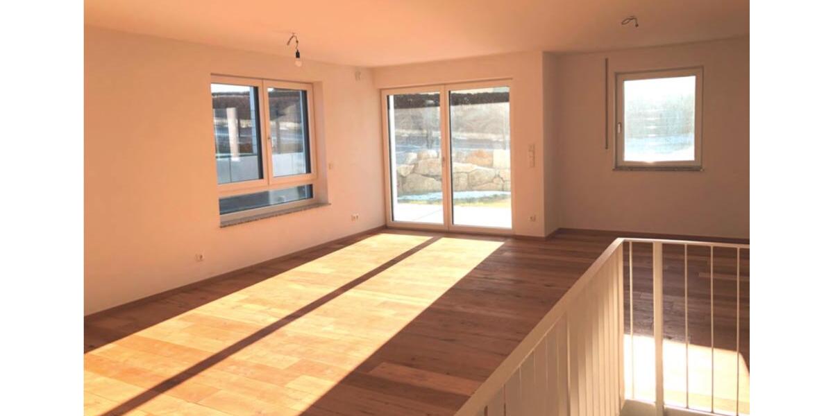 Erdgeschoßwohnung Arnstorf - 4 Zimmer, 125 m&sup2;, 1.000&euro; | Angebot:26396939