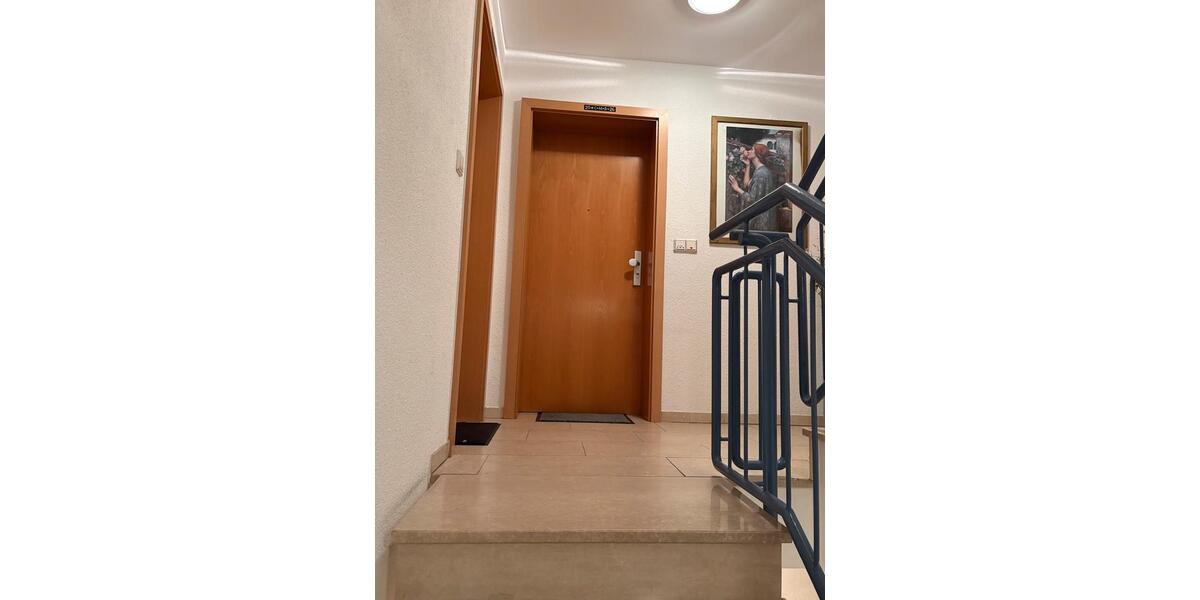 Etagenwohnung Ludwigshafen am Rhein Ludwigshafen-Oggersheim - 1 Zimmer, 38 m&sup2;, 700&euro; | Angebot:25373964