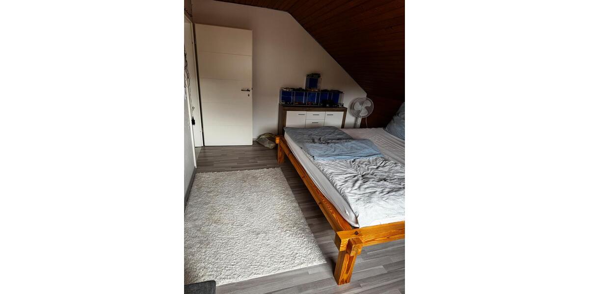 Dachgeschoßwohnung Mauchenheim - 3 Zimmer, 120 m&sup2;, 1.000&euro; | Angebot:26045219