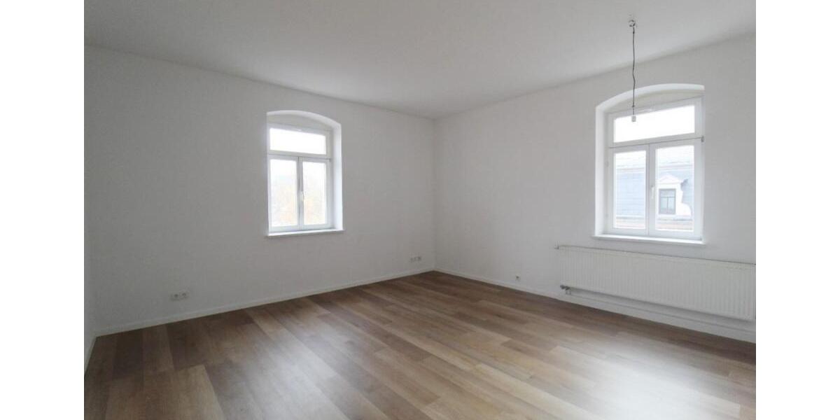 Dachgeschoßwohnung Penig - 3 Zimmer, 57 m&sup2;, 341&euro; | Angebot:19883198
