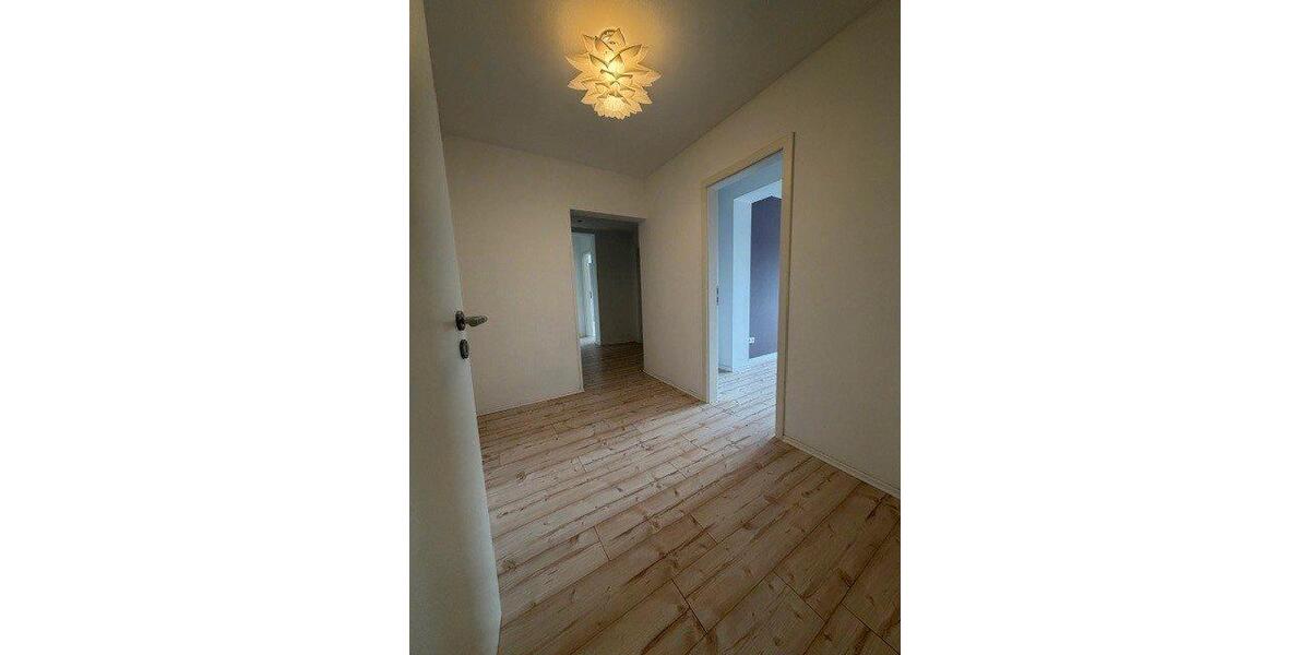 Erdgeschoßwohnung Uder - 3.5 Zimmer, 90 m&sup2;, 740&euro; | Angebot:26662241