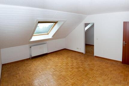 Helle 2,5 Zimmer Wohnung mit EBK und Badewanne in Westercelle 2.5 zimmer