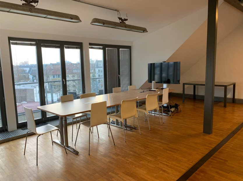 Loftartige Bürofläche in perfekter Lage D-Wehrhahn aufteilbar zimmer