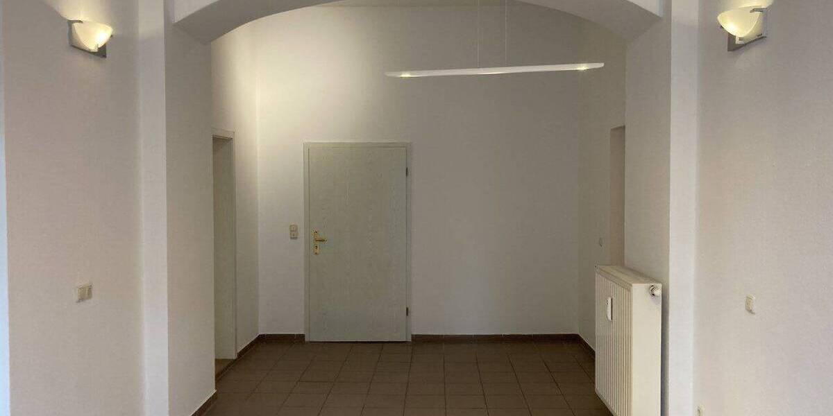 Gewerbeobjekt Zwickau Innenstadt - 4 Zimmer, 125 m&sup2;, 900&euro; | Angebot:26799252
