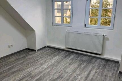 Wohnung Sankt Augustin - 4 Zimmer, 65 m&sup2;, 950&euro; | Angebot:25209740