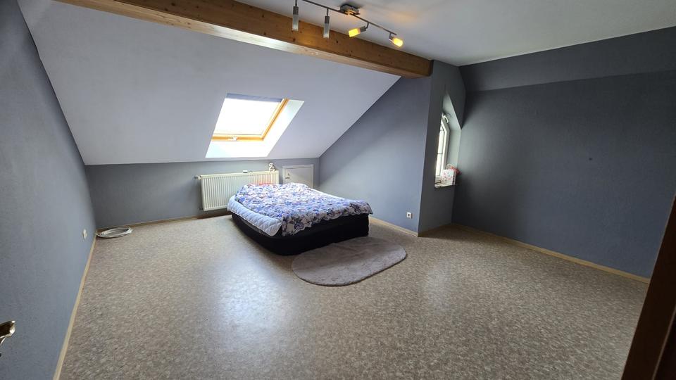 Dachgeschoßwohnung Echternacherbrück - 3 Zimmer, 104 m&sup2;, 880&euro; | Angebot:26212571