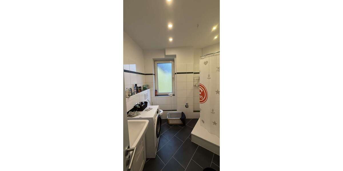 Etagenwohnung Düsseldorf Rath - 2 Zimmer, 55 m&sup2;, 573&euro; | Angebot:26748627