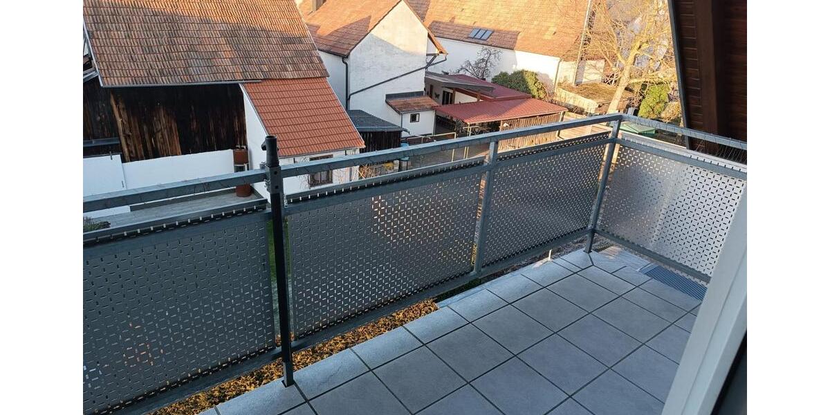 Dachgeschoßwohnung Rheinzabern - 2 Zimmer, 93 m&sup2;, 1.050&euro; | Angebot:24744183