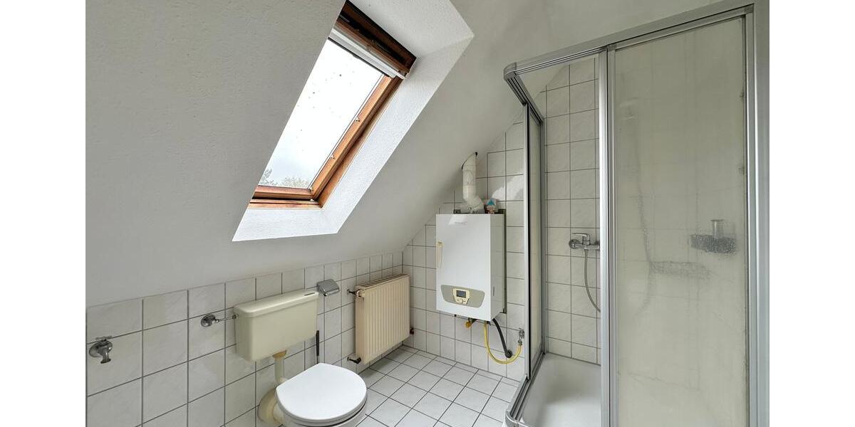Dachgeschoßwohnung Edewecht - 2 Zimmer, 57 m&sup2;, 590&euro; | Angebot:26444280