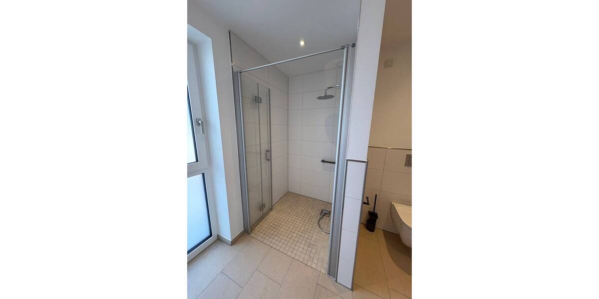 Etagenwohnung Deggendorf - 3 Zimmer, 112 m&sup2;, 1.970&euro; | Angebot:25690401