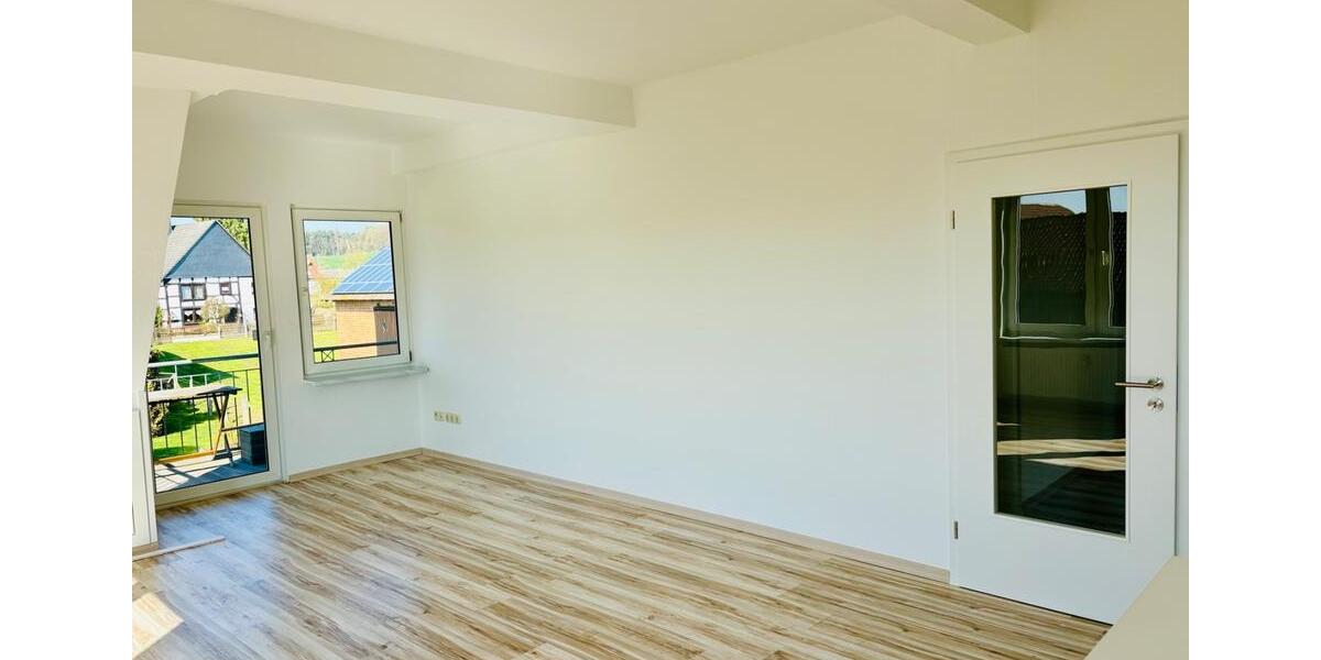 Dachgeschoßwohnung Diemelstadt - 3 Zimmer, 96 m&sup2;, 850&euro; | Angebot:26225893