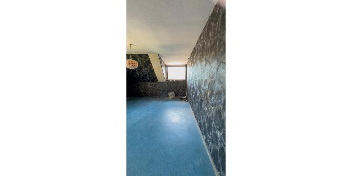 Einfamilienhaus Uersfeld - 5 Zimmer, 215 m&sup2;, 1.200&euro; | Angebot:26699374