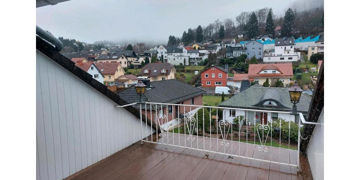 NIEDERREIFENBERG!,sehr helle,2 Zimmer Dachgeschosswohnung 2 zimmer