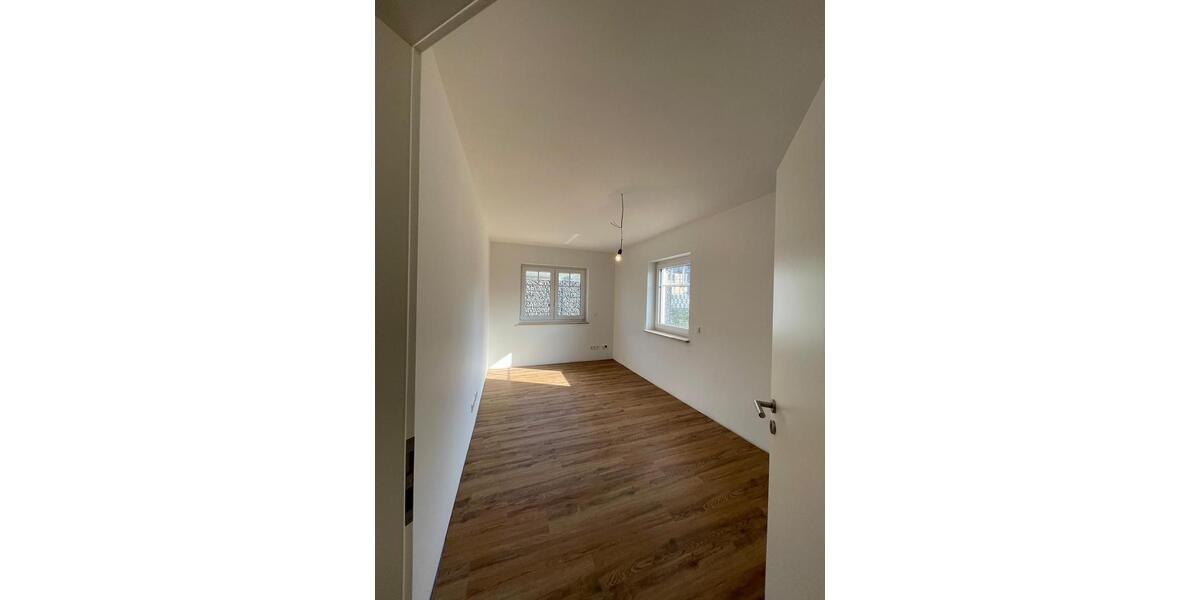 Einfamilienhaus Groß Kreutz (Havel) - 4 Zimmer, 120 m&sup2;, 1.950&euro; | Angebot:26579217