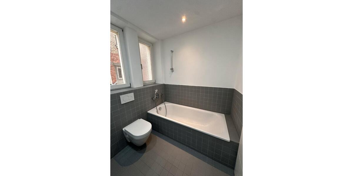 Etagenwohnung Stuttgart Stuttgart-West - 4 Zimmer, 111 m&sup2;, 2.115&euro; | Angebot:26271562