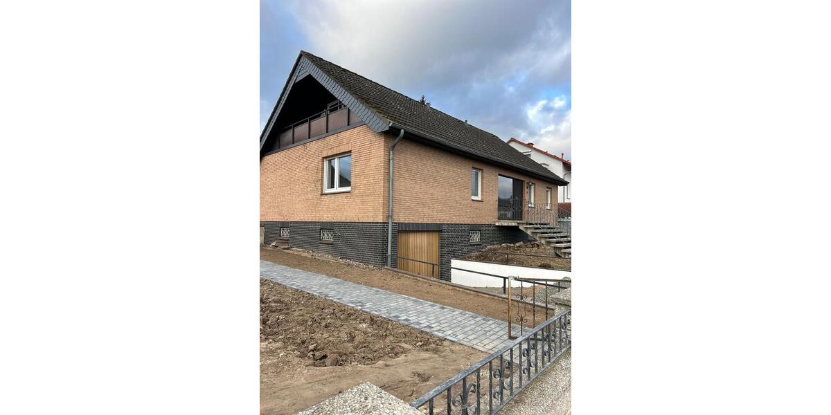 Freistehendes Einfamilienhaus zur Miete - ab sofort! 8 zimmer