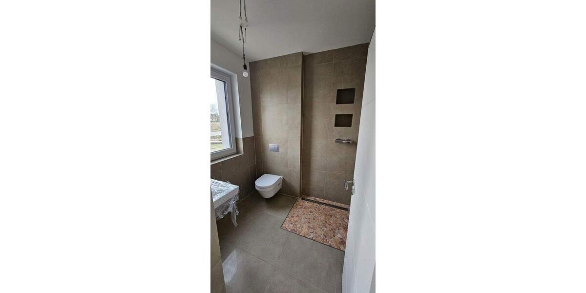 Mehrfamilienhaus, Wohnhaus Zossen Nächst Neuendorf - 4 Zimmer, 138 m&sup2;, 2.055&euro; | Angebot:25746608