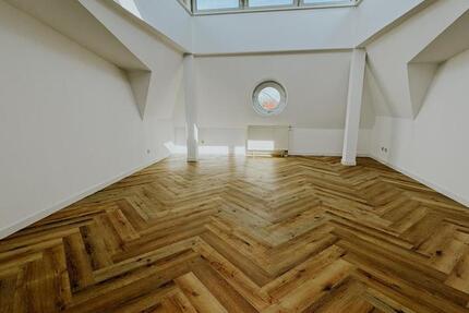 Wohnung Oranienburg - 4 Zimmer, 135 m&sup2;, 2.050&euro; | Angebot:25795481