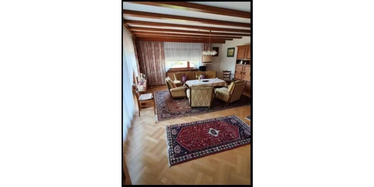 Einfamilienhaus Gemünden (Felda) - 7 Zimmer, 250 m&sup2;, 1.200&euro; | Angebot:24788874