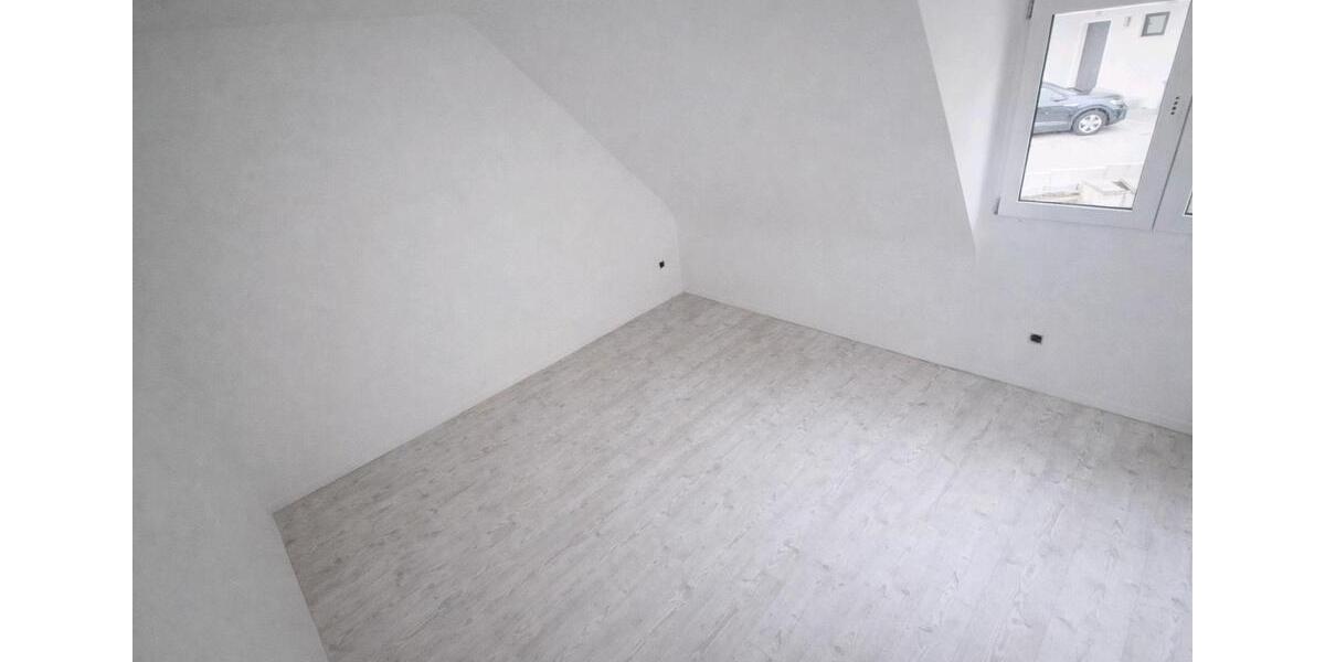 Maisonettenwohnung Niefern-Öschelbronn Öschelbronn - 4 Zimmer, 90 m&sup2;, 1.100&euro; | Angebot:26702458