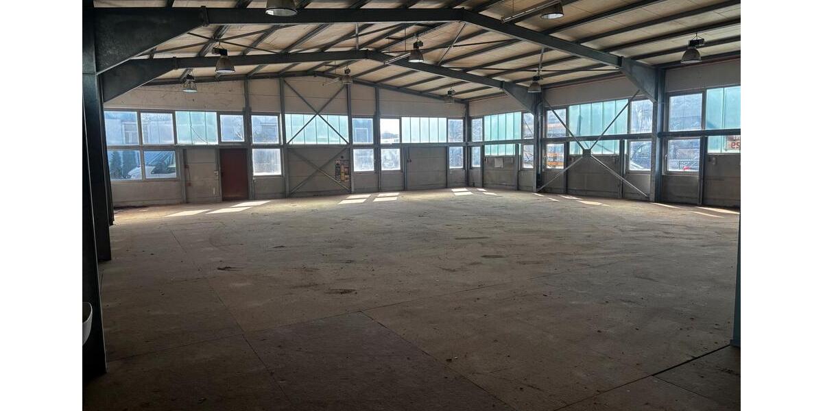 Gewerbeobjekt Salach - 2.499&euro; | Angebot:26008121