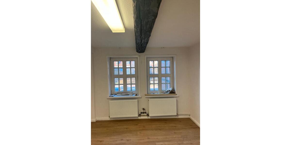 Reihenhaus Stade - 7 Zimmer, 152 m&sup2;, 1.824&euro; | Angebot:25648339