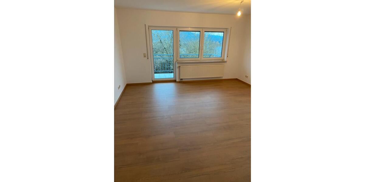 Etagenwohnung Mosbach - 3 Zimmer, 77 m&sup2;, 843&euro; | Angebot:24857829