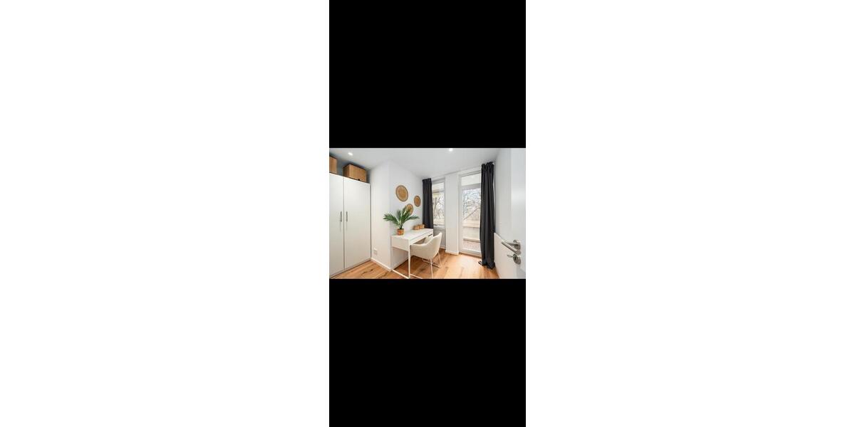 Wohnen auf Zeit Düsseldorf Düsseltal - 1 Zimmer, 11 m&sup2;, 670&euro; | Angebot:26621090