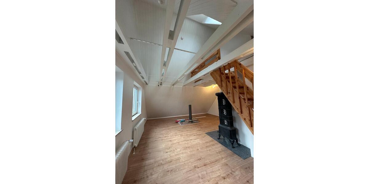 Dachgeschoßwohnung Schönkirchen - 2.5 Zimmer, 70 m&sup2;, 950&euro; | Angebot:26227481