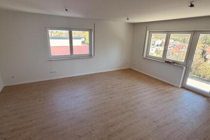 Wohnung Simbach am Inn - 3 Zimmer, 104 m&sup2;, 730&euro; | Angebot:26091504