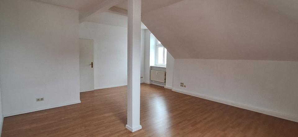 Dachgeschoßwohnung Freiberg - 2 Zimmer, 62 m&sup2;, 398&euro; | Angebot:24417653