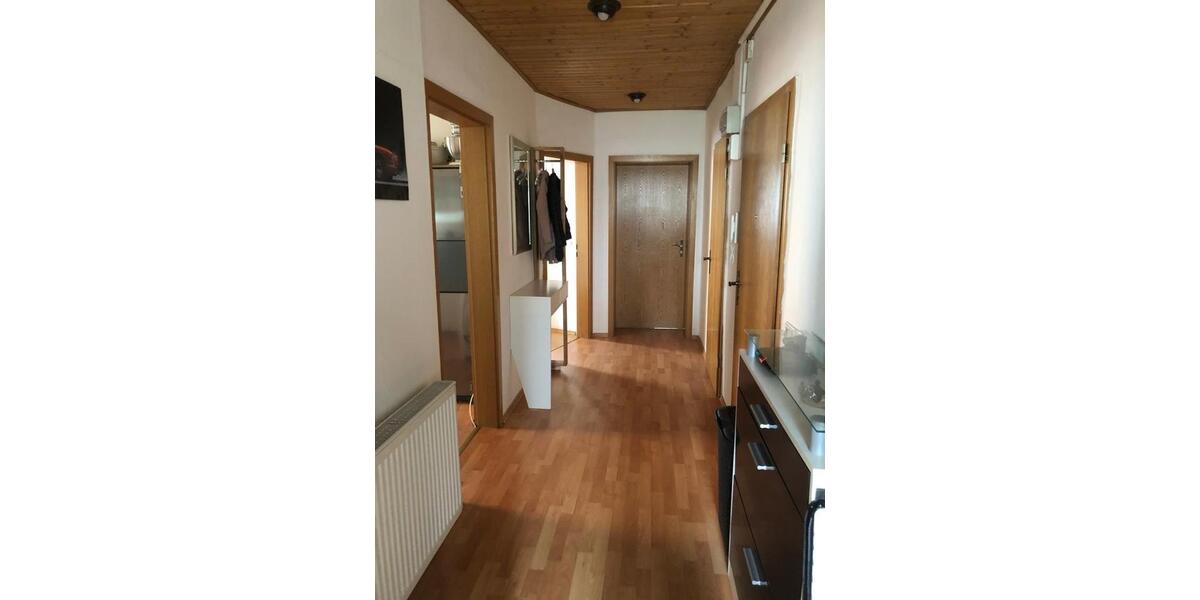 Erdgeschoßwohnung Augsburg Pfersee - 3 Zimmer, 80 m&sup2;, 1.650&euro; | Angebot:24802550