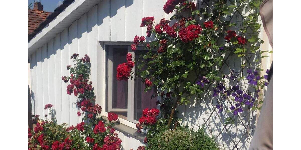 Etagenwohnung Landshut Achdorf - 3 Zimmer, 90 m&sup2;, 990&euro; | Angebot:25745417