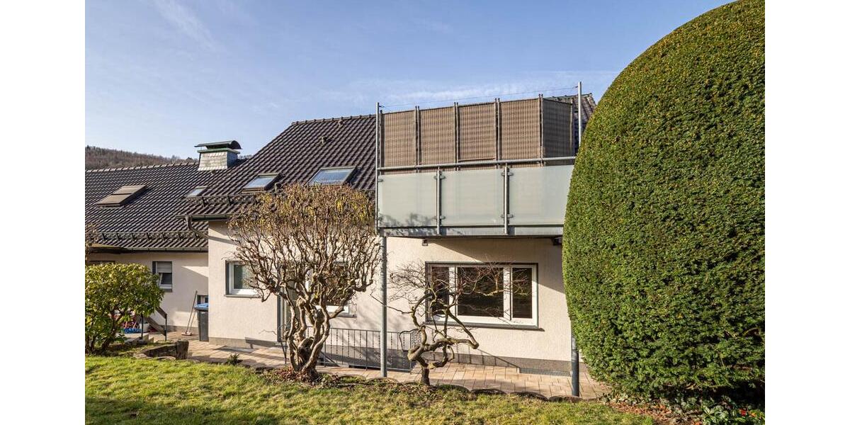 Etagenwohnung Meschede - 3 Zimmer, 82 m&sup2;, 450&euro; | Angebot:25781061