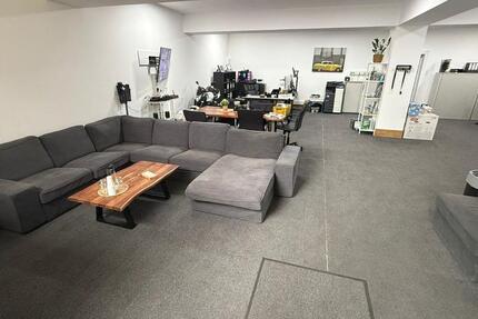 Bürofläche 100qm mit separater Küche 2 Eingänge zimmer