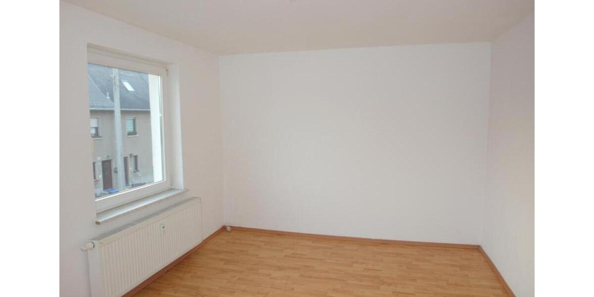 Etagenwohnung Zeithain - 2 Zimmer, 48 m&sup2;, 310&euro; | Angebot:25454601