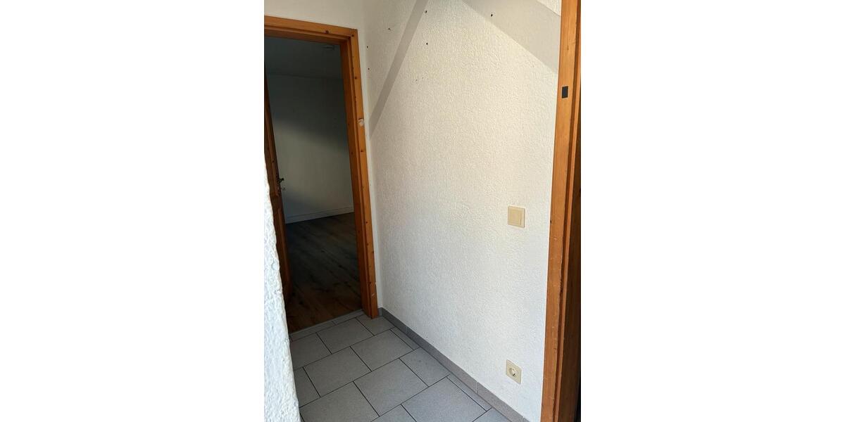 Erdgeschoßwohnung Suhl Aue 1 - 2 Zimmer, 50 m&sup2;, 380&euro; | Angebot:25418618