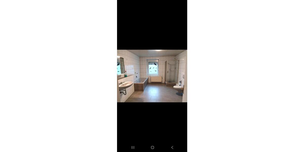 Etagenwohnung Bad Wünnenberg - 4 Zimmer, 142 m&sup2;, 900&euro; | Angebot:26296344